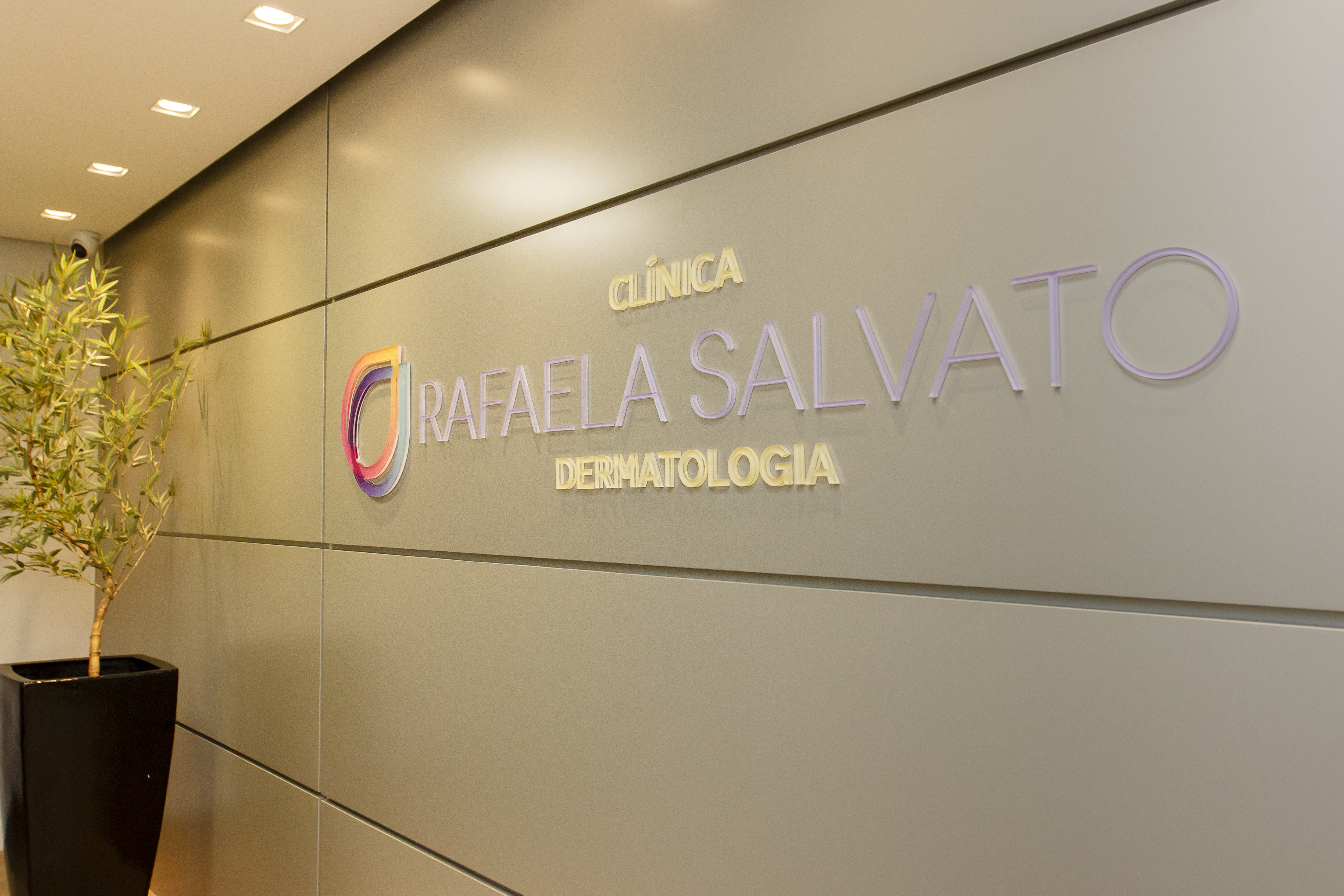 Centro de Cosmiatria Capilar — Fachada